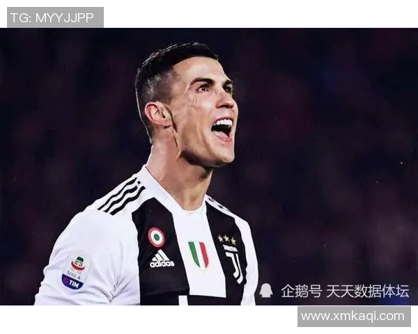 《天下足球专访：揭秘那些改变历史的传奇球星与他们的足坛奇迹》